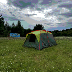 Место под палатку у озера